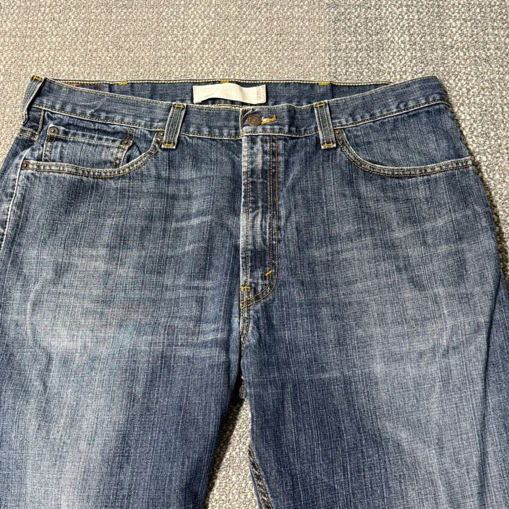 Levi's 505 Jeans Mens‎ 38x32 Straight Leg Blue Whiskered Fade Distressed Y2K